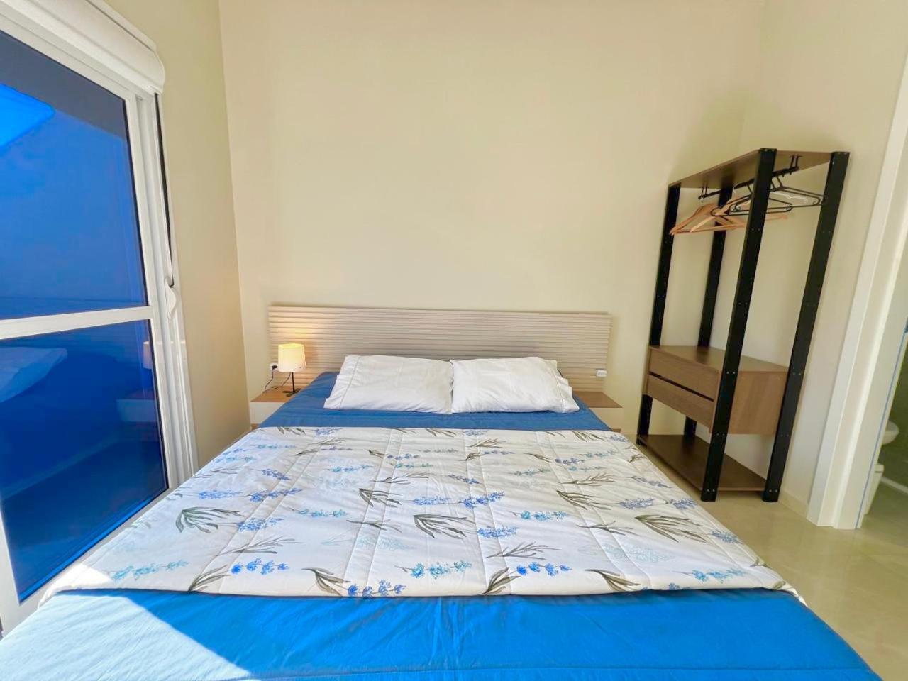 Vista Mar Duplex Com Tres Sendo 2 ,1 Banheiro Social A 40m Da Dos Ingleses E Localizacao Excelente, Perto De Tudo! Apartamento *