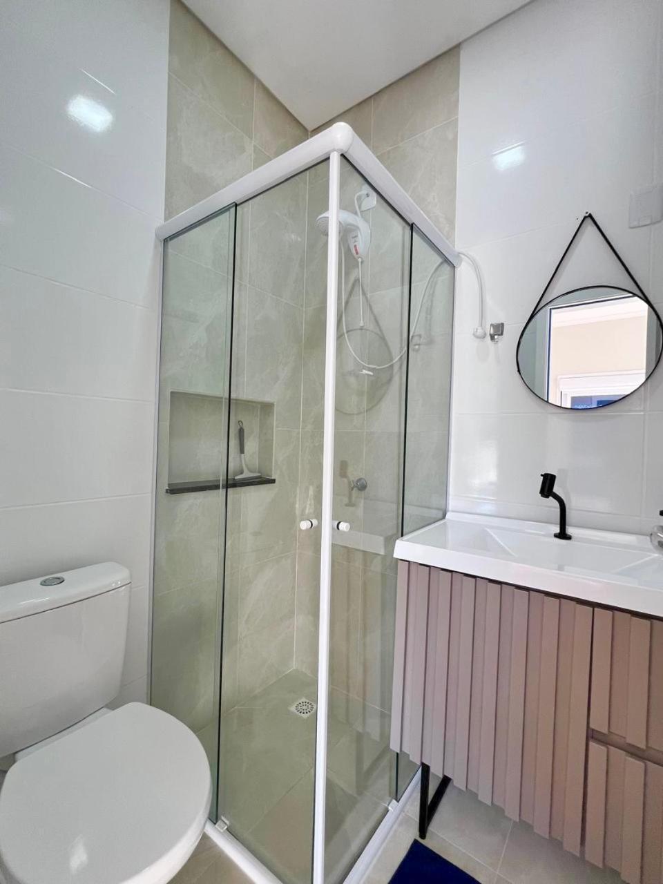 Vista Mar Duplex Com Tres Sendo 2 ,1 Banheiro Social A 40m Da Dos Ingleses E Localizacao Excelente, Perto De Tudo!