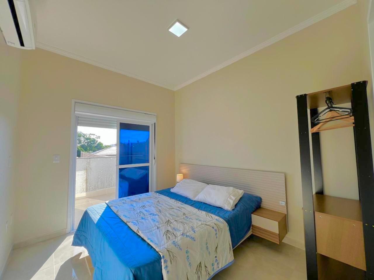 Vista Mar Duplex Com Tres Sendo 2 ,1 Banheiro Social A 40m Da Dos Ingleses E Localizacao Excelente, Perto De Tudo! Apartamento Florianopolis