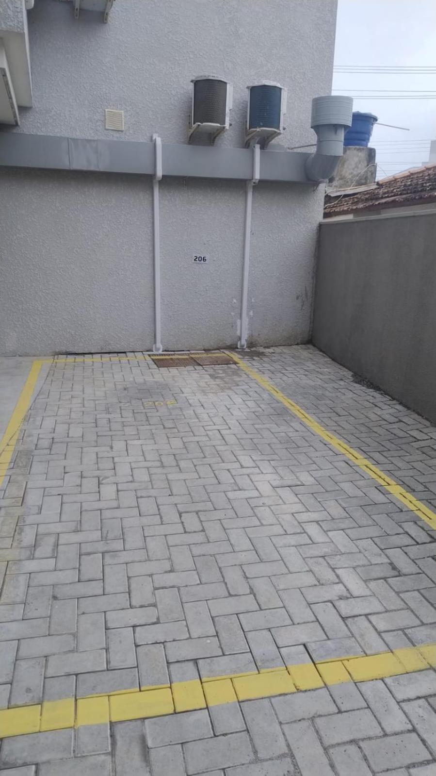Apartamento Vista Mar Duplex Com Tres Sendo 2 ,1 Banheiro Social A 40m Da Dos Ingleses E Localizacao Excelente, Perto De Tudo! *
